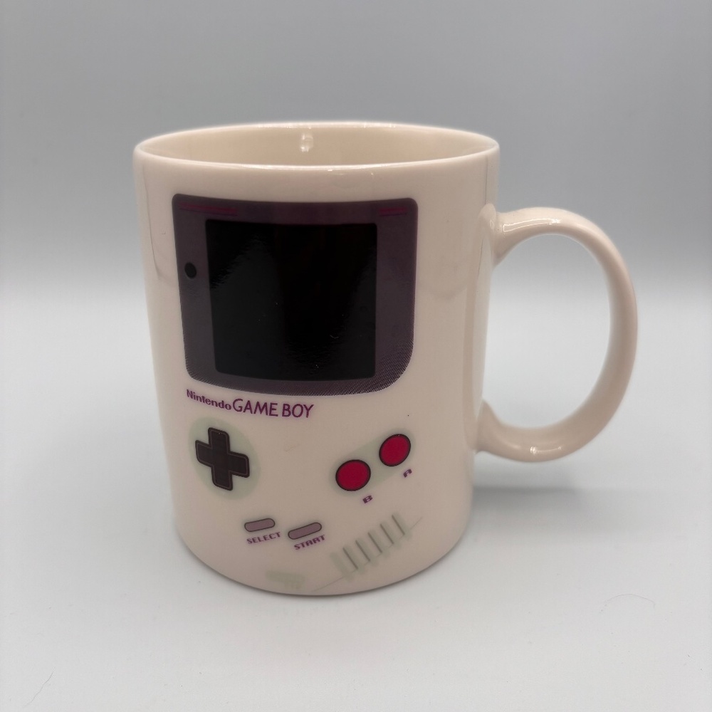 Nintendo Paladone Gameboy Retro Video Game Controller Collectible Mug